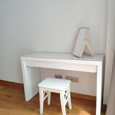 Coco Pardal, Lägenhet