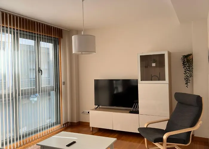 Coco Pardal, Daire Pontevedra